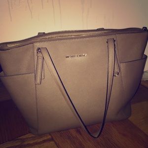 Michael Kors Tote